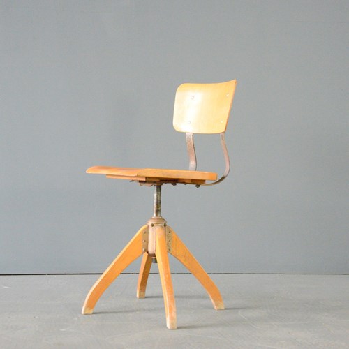 Ama Elastik Factory Chair Circa 1930S