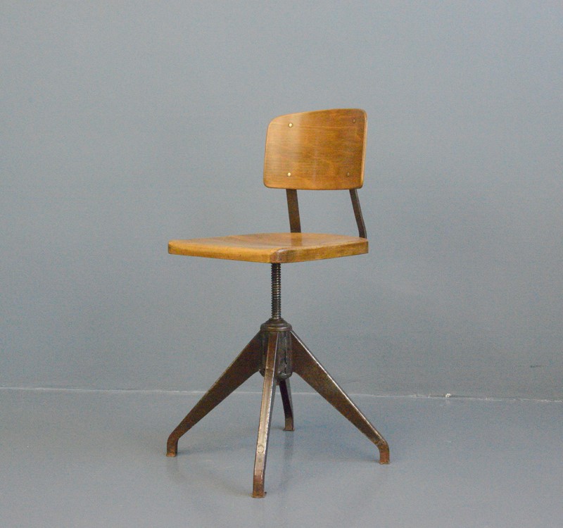 Rowac Model XIII Swivel Desk Chair Circa 1920s-otto-s-antiques--dsc9522-main-637897742491195721.JPG