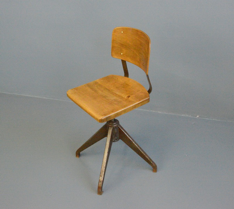 Rowac Model XIII Swivel Desk Chair Circa 1920s-otto-s-antiques--dsc9525-main-637897742503226904.JPG