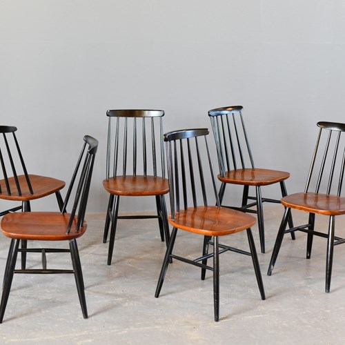 Dining Chairs By Ilmari Tapiovaara Circa 1960S