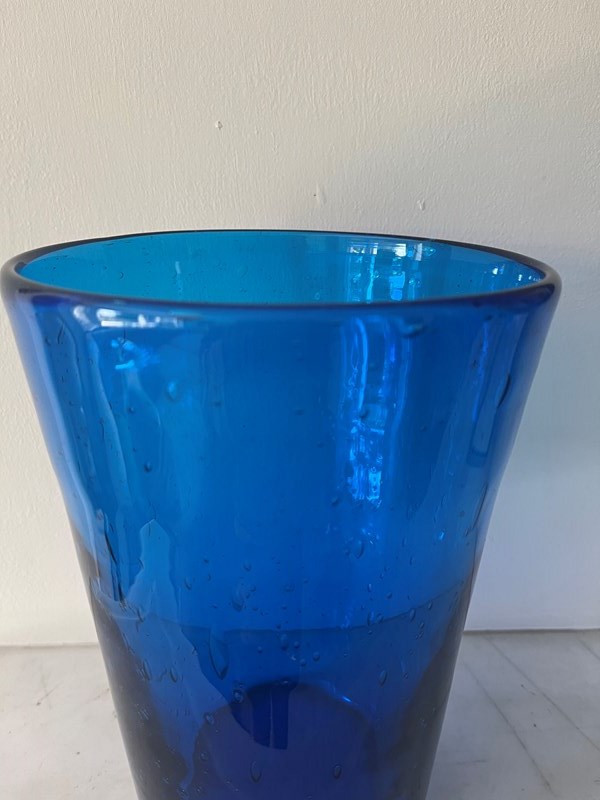 French 1970’S Blue Bubble Vase-paroy-b1eb07dc-a8a5-4a1e-80a8-7618b0c9bbfd-main-638356796887688214.jpeg