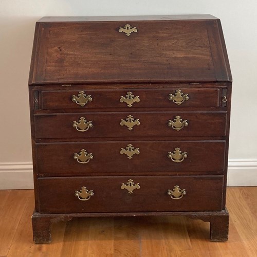 Small 18Th Century Georgian Mahogany Bureau