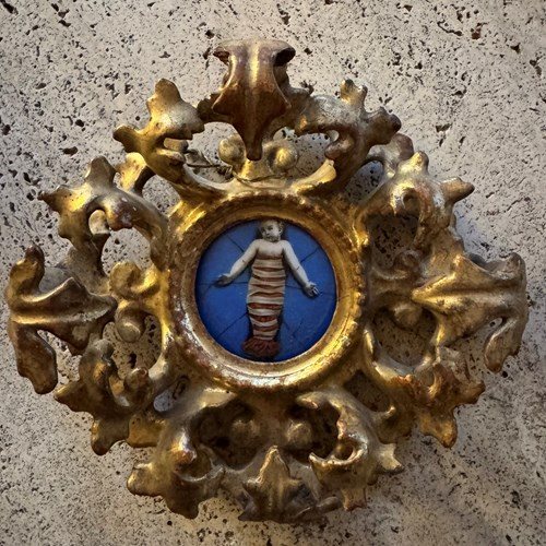 Small 19Th Century Florentine Frame With Porcelain Medallion Of  Infant Jesus 