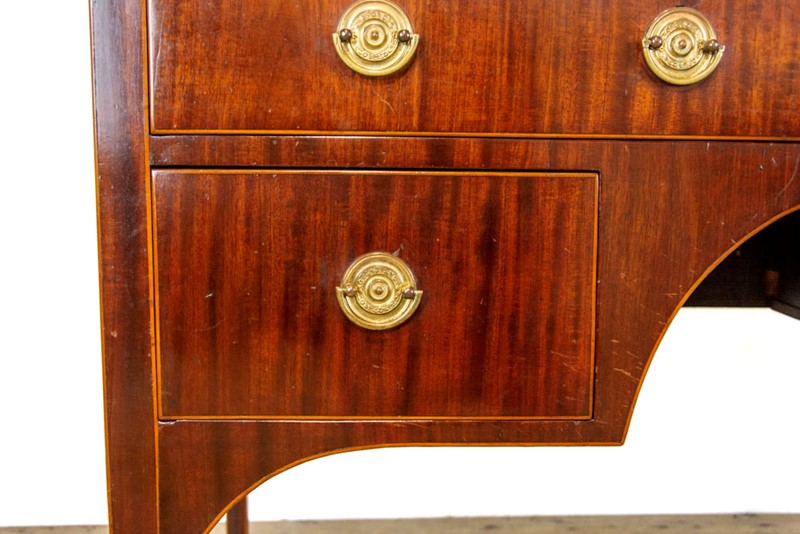 Antique Sheraton Revival Side Table -penderyn-antiques-m-37894-main-637959018057998649.JPG