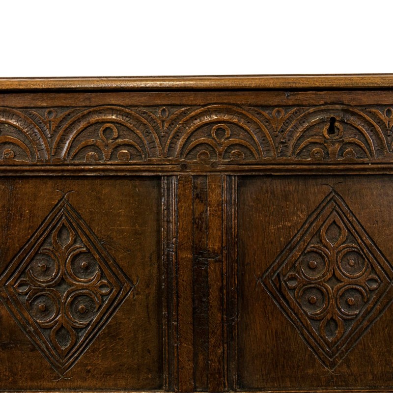Early 18th Century Carved Oak Coffer-penderyn-antiques-m-3811-early-18th-century-carved-oak-coffer---10-main-637959171483438254.jpg