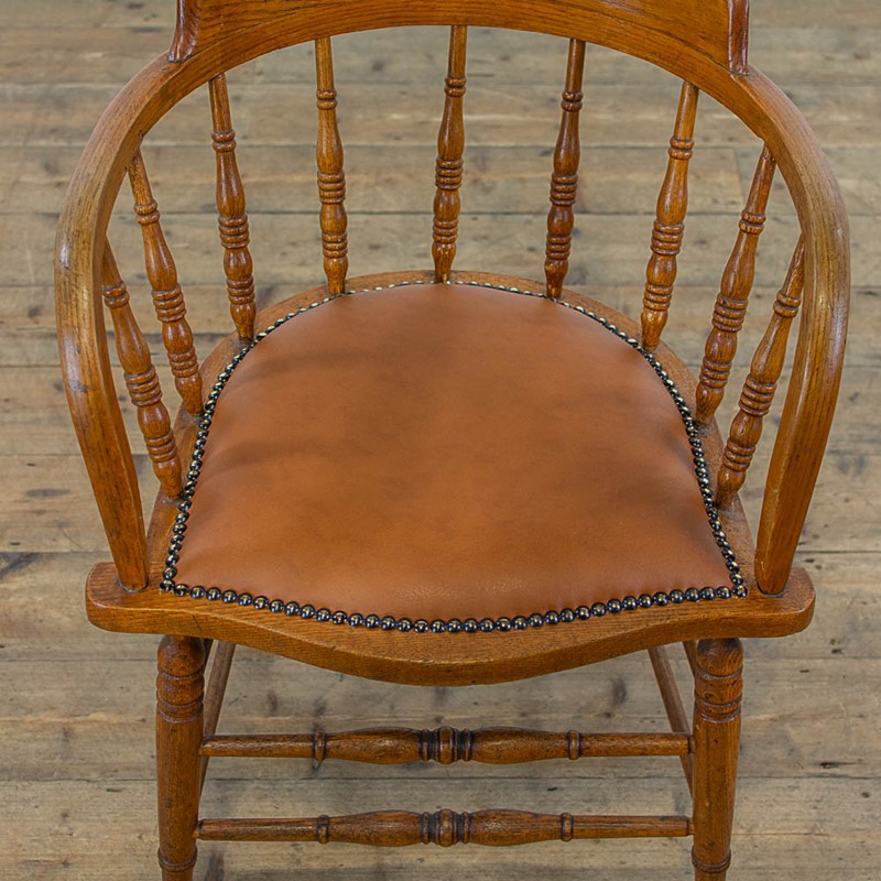 Set of Six Antique Honey Oak Captain's Armchairs-penderyn-antiques-m-4019-set-of-six-antique-honey-oak-captains-armchairs-7-main-638055876797068529.jpg