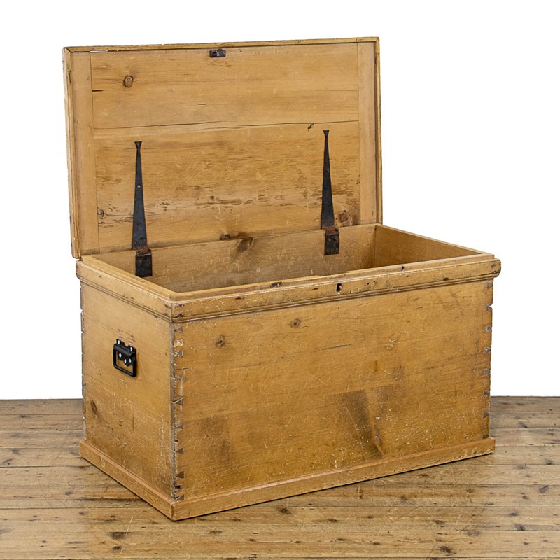 Antique Pine Trunk or Blanket Box-penderyn-antiques-m-4454-antique-pine-trunk-or-blanket-box-2-main-638067889007649919.jpg