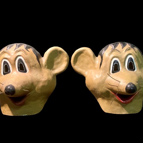 Fiberglass Mouse’S Heads 