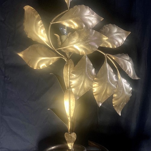 Italian Gilt Leaf Table Lamp Hans Kögl