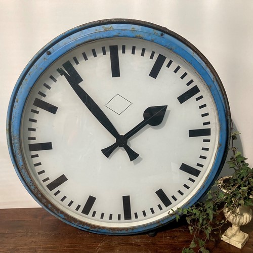 Double sided large station clock