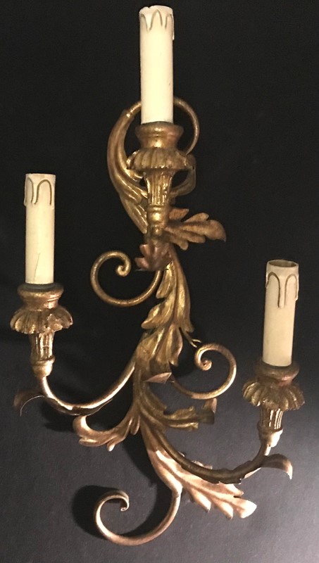 Toleware and giltwood wall sconce -pretty-blue-floral-f900352c-9469-4844-90ca-e2a3134d0670-main-637835764502223718.jpeg