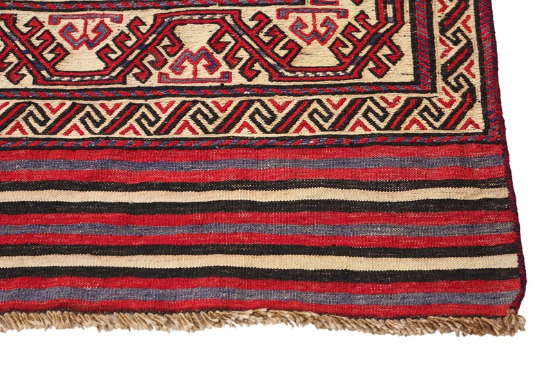 Persian Saghari hand woven wool rug cream red-prior-willis-antiques-4194-2-main-636800650825396335.jpg