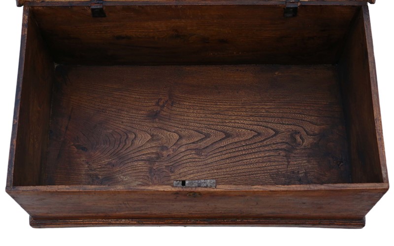 Georgian 18th Century small elm coffer or box-prior-willis-antiques-7986-3-main-637673816709471272.jpg
