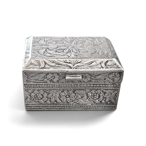 Silver Snuff Or Pill Box .800 Continental With Ornate Floral Chasing
