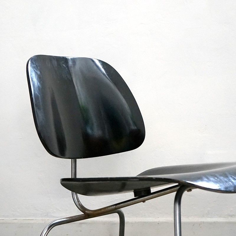 Charles and Ray Eames LCM Chair for Herman Miller-rag-and-bone-4-rag-and-bone-dsc04753-main-637540323152869746-zrm4i1kp94d4nocn-main-638114090758511410.jpeg