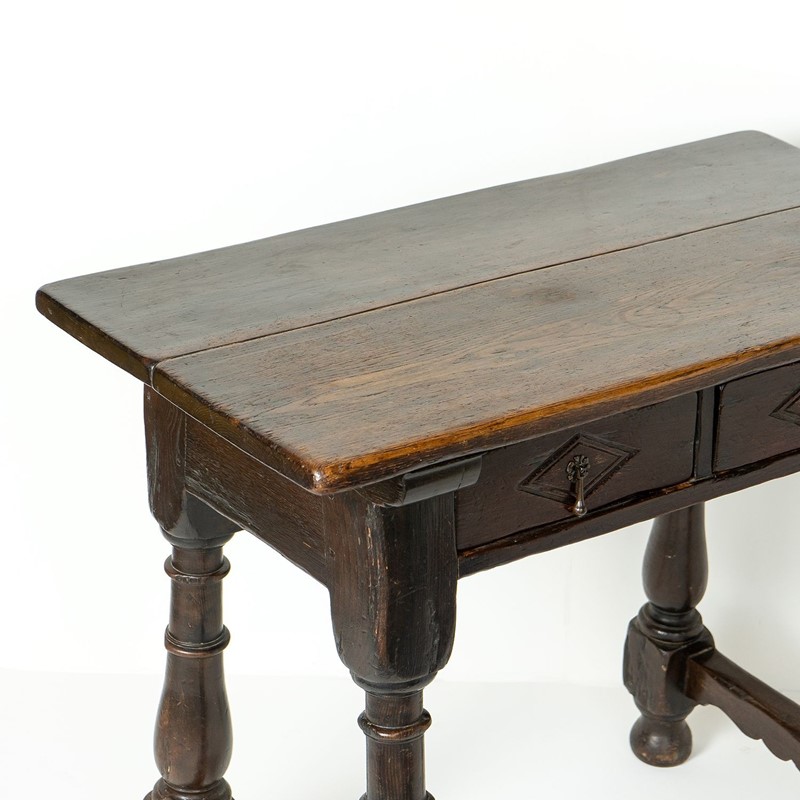 Chunky Spanish Baroque Oak Side Table With Baluster Legs, 17Th Century-rag-and-bone-9-dsc05330-main-638131253106125502.jpeg