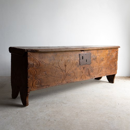 Antique George I Chip Carved Cedar Six Plank Chest/Coffer, Early 18Th Century