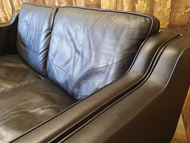 1960's Stouby Black Leather Two Seater-reginald-ballum--black-leather-stouby-sofa-8-main-638061839674036430.JPG