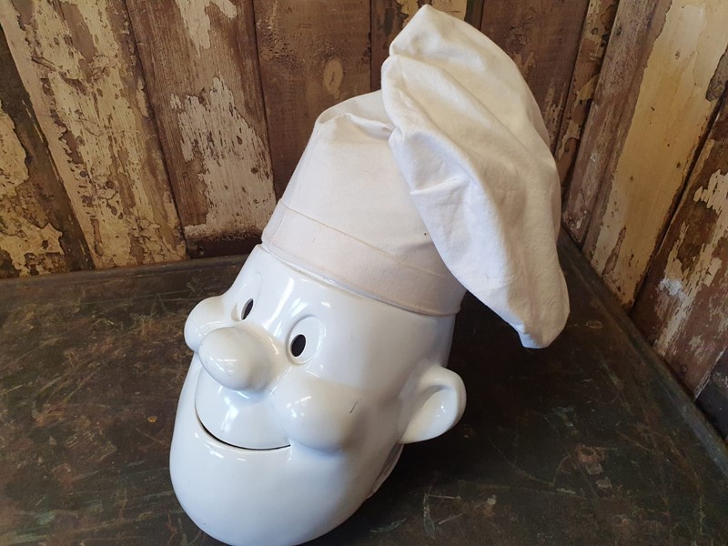 Chef's Head-reginald-ballum--chefs-head-7-main-637729317495944558.JPG