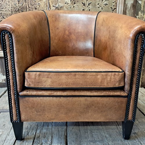 Classic Leather Club Chair