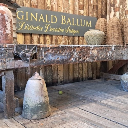 Giant Workbench