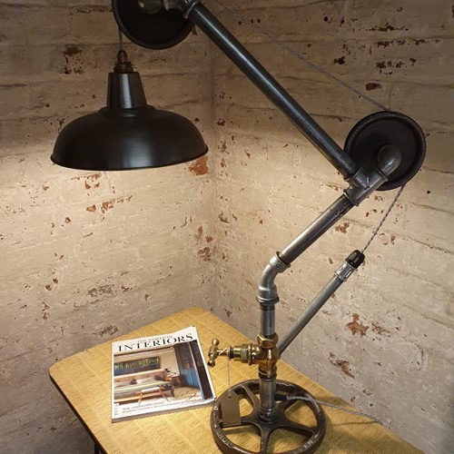 Industrial Pulley Table Light