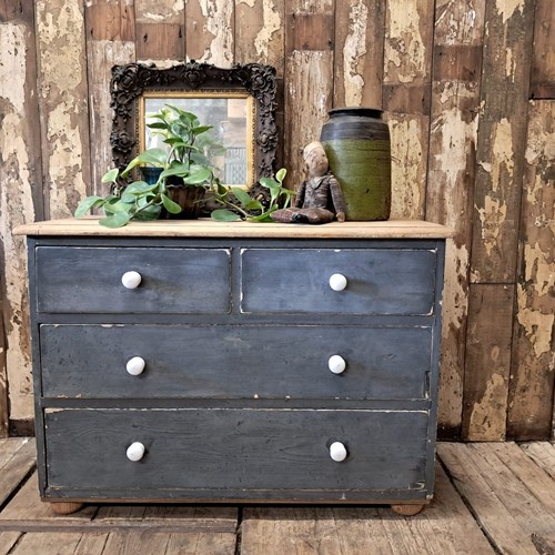 Rustic Chest Of Drawers