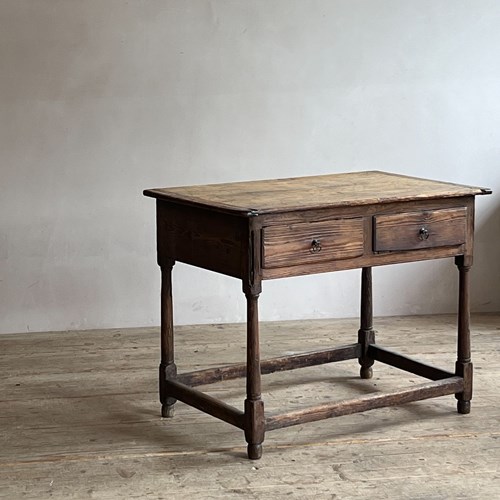 18Thc Pine Side Table