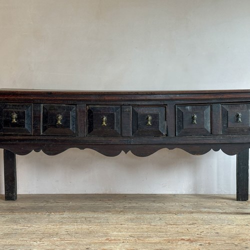 18Thc Oak Low Dresser