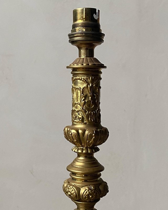 Antique Gilt Brass Table Lamp-repton-co-3-3-6-77-main-637830263477998482.jpeg
