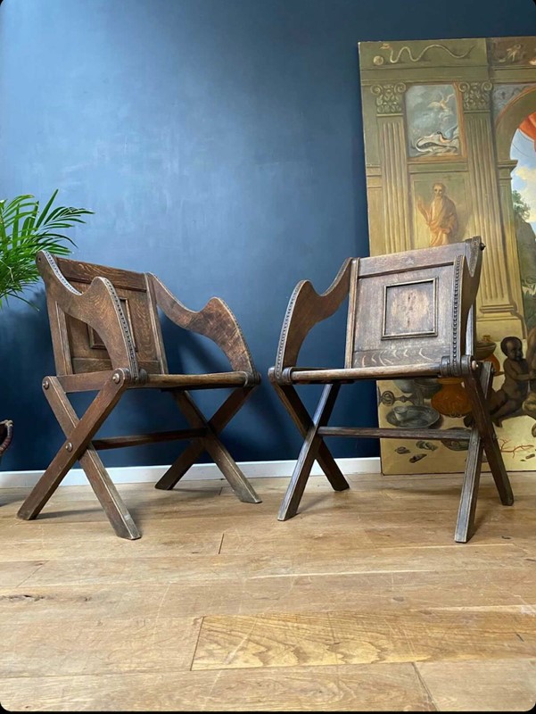 A well presented pair of Glastonbury armchairs-ridding-wynn-img-5653-main-637497572293896717.jpg