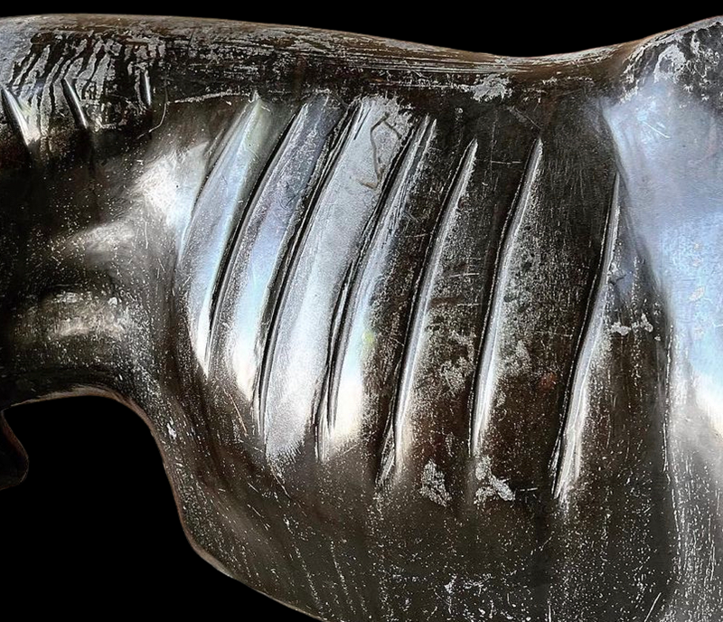 life size Italian bronze statue of a greyhound-ridding-wynn-photoroom-20220424-135044-2-main-637870190594360777.PNG