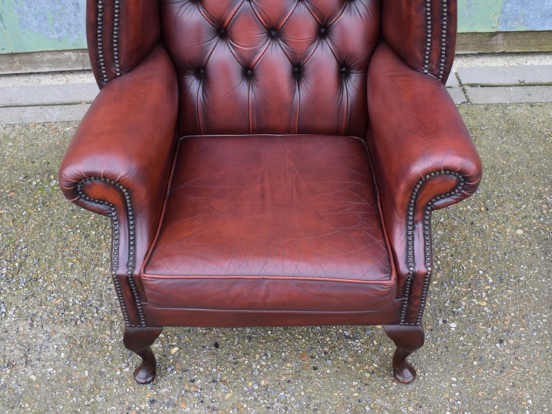 Burgundy Leather Chesterfield Wing Back Chair-saxongate-dsc-6804-main-638071713528028399.JPG