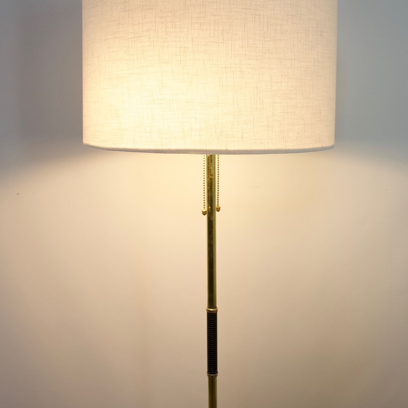Midcentury Brass Floor Lamp-simon-frauke-img-9891-main-638132188755243601.jpg