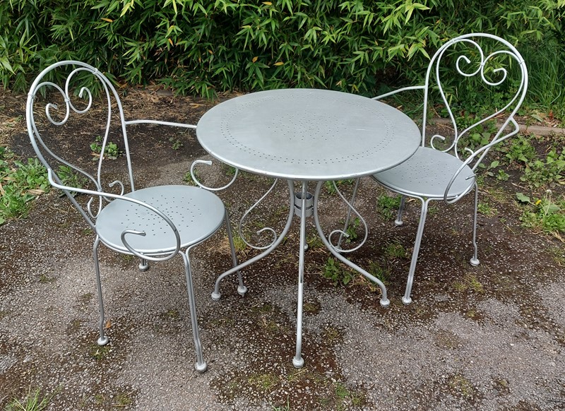 Garden table and 2 chairs bistro set-simply-france-20210528-063636-main-637577808066717927.jpg