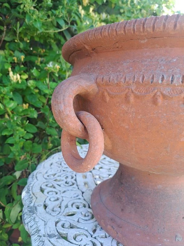 A Pair Of Elegant Handmade Terracotta Jardiniere Planters-simply-france-20230616-091948-main-638308933510811126.jpg