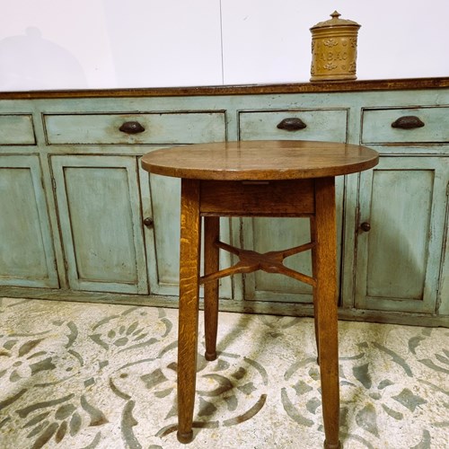 Early 20Th Century English Oak Table