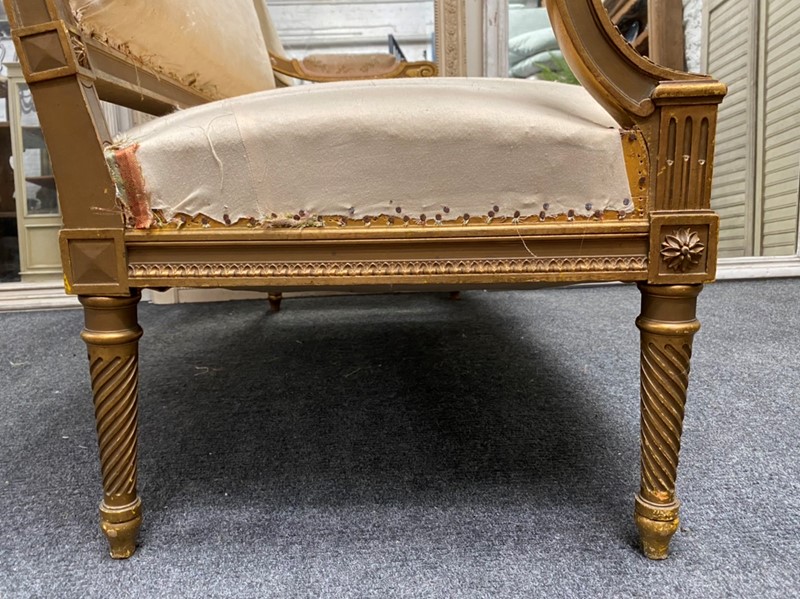 French Gilt Wood Settee / Couch-sussex-antiques-and-interiors-057b289c-1be5-4754-b0ce-42bb60e22eba-main-637475571229944606.jpeg