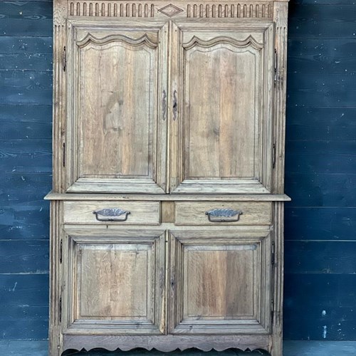 French Bleached Oak Linenpress