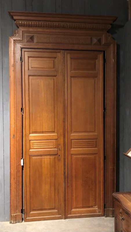2 Pairs French Chateau Doors with Surrounds -sussex-antiques-and-interiors-14e10d3e-5b34-4ccd-b8a3-6860b01e5a77-main-637692203346646564.jpeg