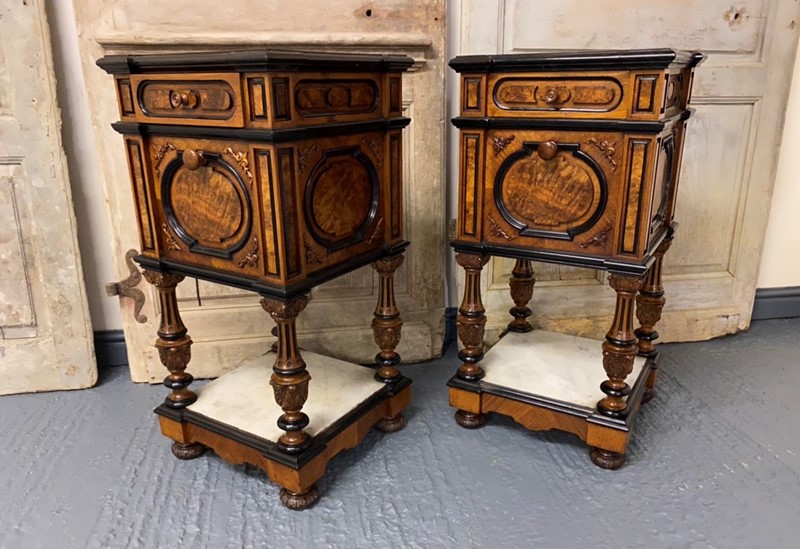 Finest Pair Burr Walnut Bedside Cabinets-sussex-antiques-and-interiors-1754ff3a-c82b-409b-bd47-6f8b27818574-main-637719843674725016.jpeg