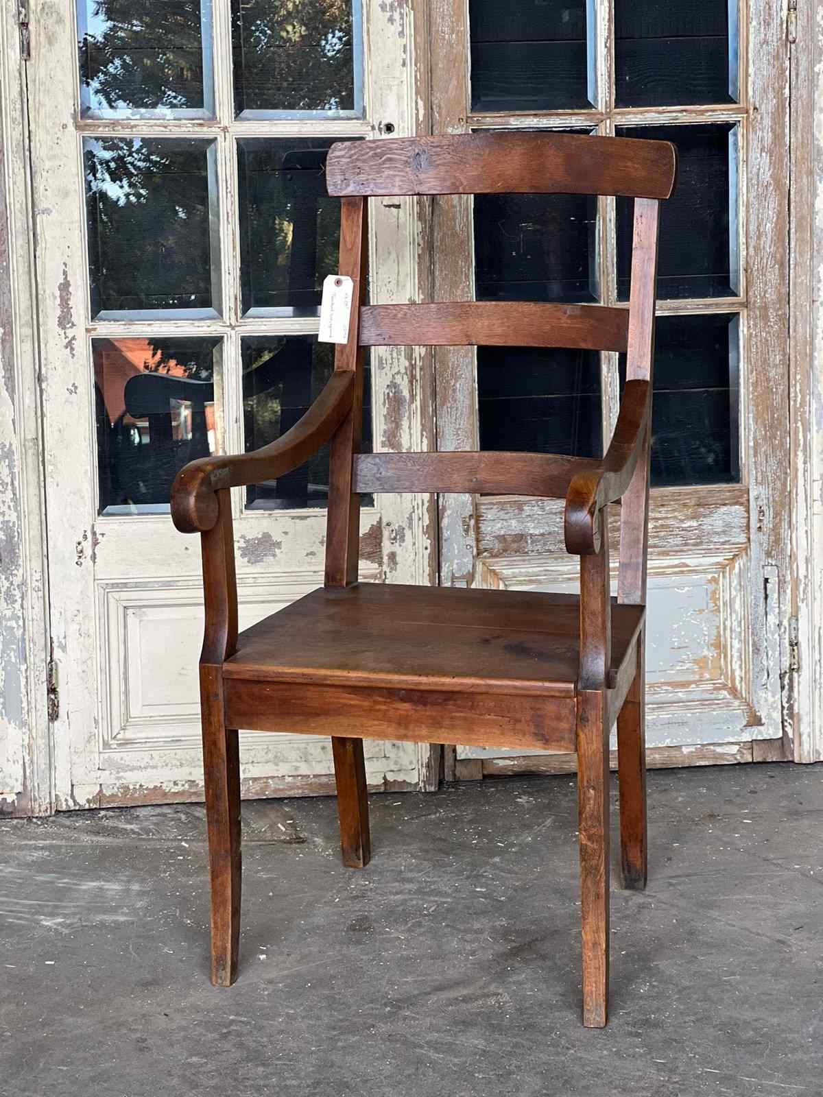 Lovely French Country Arm Chair The Hoarde Vintage