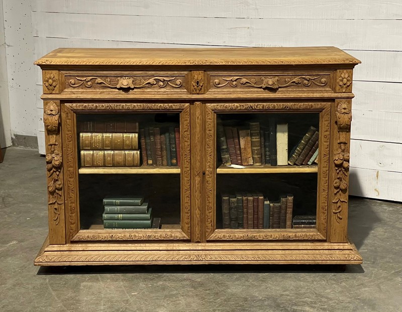 French Carved Bleached Oak Bookcase -sussex-antiques-and-interiors-4652d989-8c1e-48e1-9dc0-6841f08acadc-main-637738918694679925.jpeg