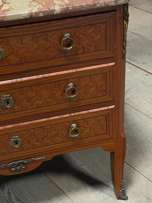 Pretty French Parquetry Kingwood Commode Chest-sussex-antiques-and-interiors-4df6910c-44fc-4f7b-8112-d87fb796b46f-main-637613607133588547.jpeg