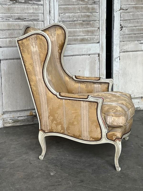 Comfortable French Wing Bergere Arm Chair -sussex-antiques-and-interiors-5cb2ab95-f0c2-4978-a3c3-0453eba83faf-main-638133891435053514.jpeg