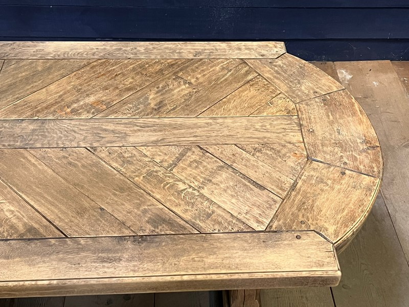 French Parquetry Top Oak Farmhouse Dining Table -sussex-antiques-and-interiors-86b0bd57-34be-407a-830c-7db98d17f767-main-638092153642435751.jpeg