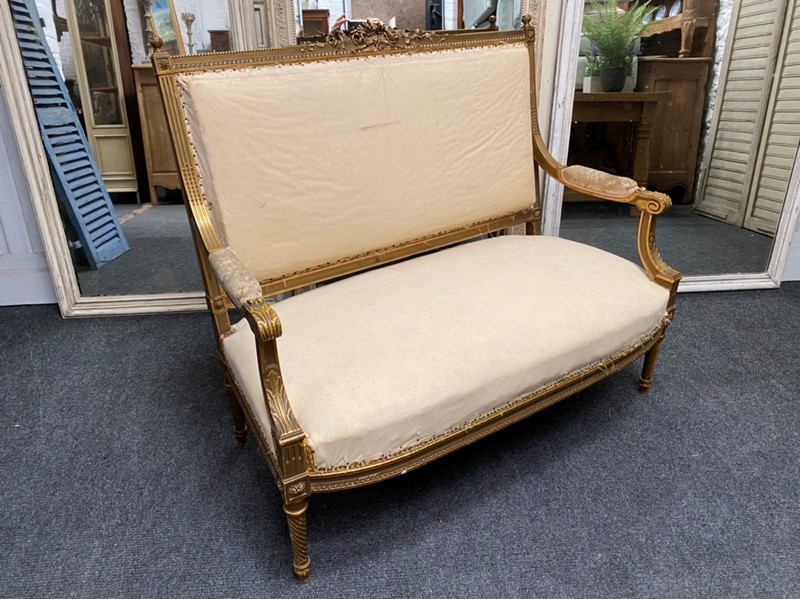 French Gilt Wood Settee / Couch-sussex-antiques-and-interiors-8f9cbef8-0739-4c2b-a624-31039fd06ee9-main-637475571217132815.jpeg