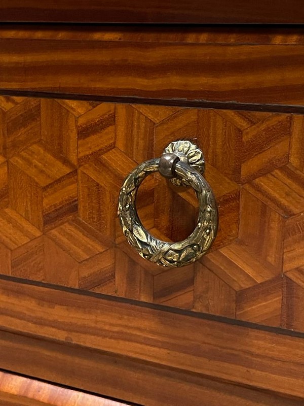 Pretty French Parquetry Kingwood Commode Chest-sussex-antiques-and-interiors-cca666e3-ee70-4b79-8423-1f38ee7ad9d6-main-637613607103276161.jpeg