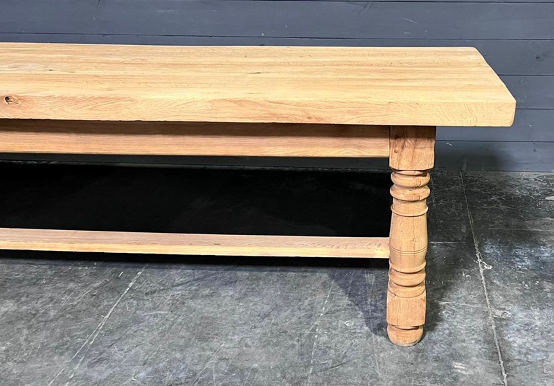 Huge French Bleached Oak Farmhouse Dining Table -sussex-antiques-and-interiors-e4f67206-9b3e-43f1-bd47-288d2e2f223a-main-637995452712378602.jpeg