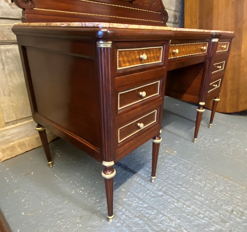Exhibition Quality French Dressing Table -sussex-antiques-and-interiors-e8be81dc-730c-4c94-bf02-d09bd82e879d-main-638071424275191272.jpeg